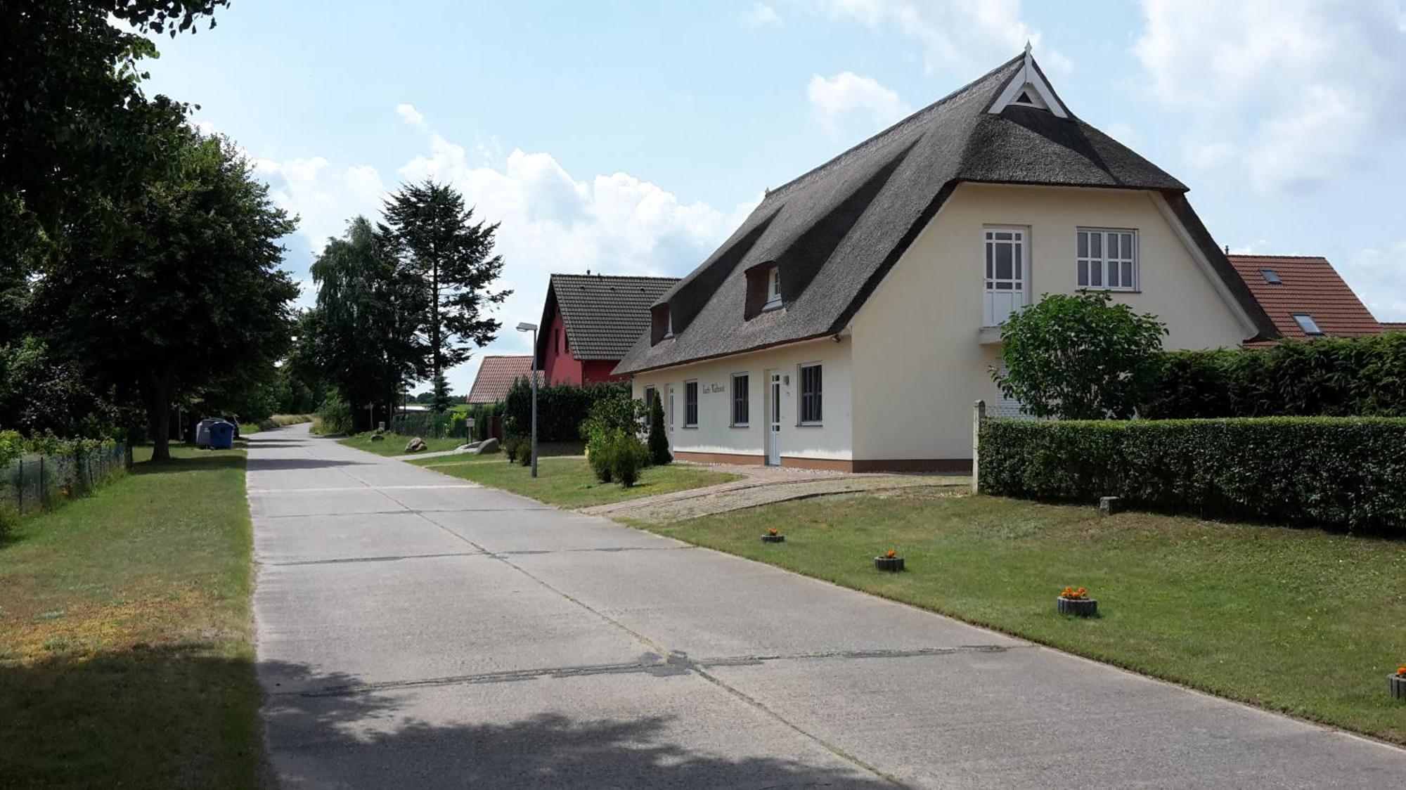 Haeuschen "Tante Waltraut" Villa Garz  Exterior photo